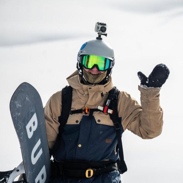 Илья Лесогоров